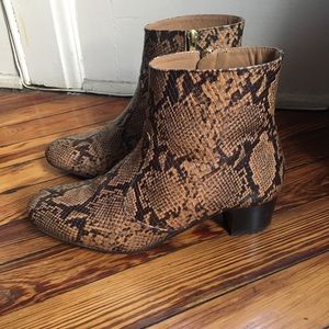 A.P.C. Joey Tan Booties size 41